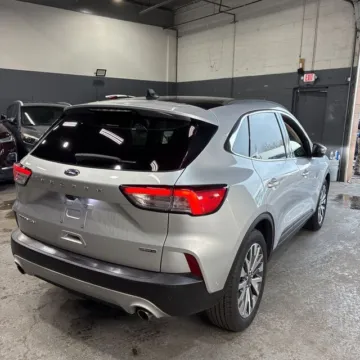 More photos of 2020 Ford Escape Titanium Hybrid at Indy Auto Man - Westfield, IN