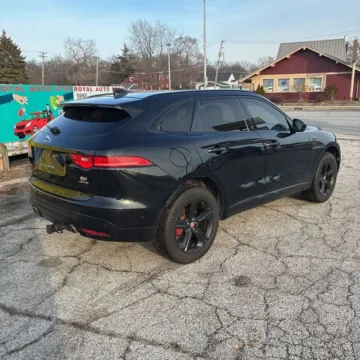 More photos of 2019 Jaguar F-PACE S at Indy Auto Man - Westfield, IN