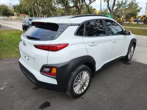 More photos of 2018 Hyundai Kona SEL at Indy Auto Man - Westfield, IN