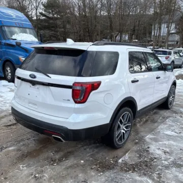 More photos of 2017 Ford Explorer Sport at Indy Auto Man - Westfield, IN