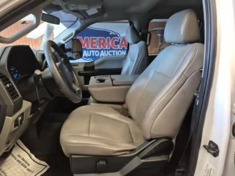 More photos of 2020 Ford F-250SD XL at Indy Auto Man - Westfield, IN