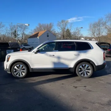 More photos of 2020 Kia Telluride S at Indy Auto Man - Westfield, IN
