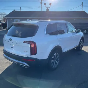 More photos of 2020 Kia Telluride S at Indy Auto Man - Westfield, IN