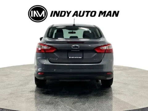 More photos of 2012 Ford Focus SEL at Indy Auto Man - Westfield, IN