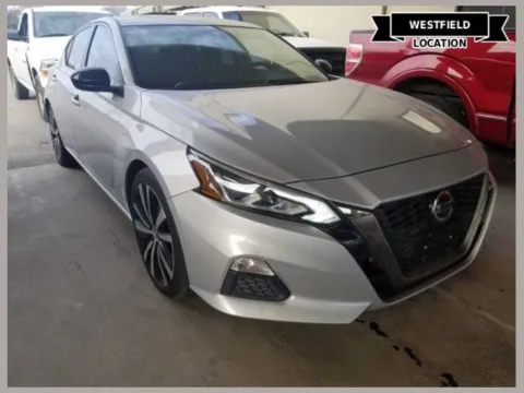 Silver 2021 Nissan Altima 2.5 SR for sale in Westfield, IN
