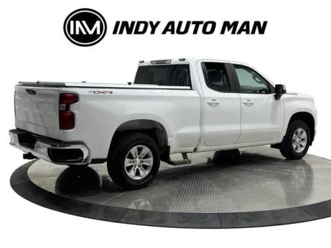 More photos of 2020 Chevrolet Silverado 1500 LT at Indy Auto Man - Westfield, IN