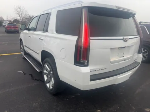 More photos of 2017 Cadillac Escalade Premium Luxury at Indy Auto Man - Westfield, IN