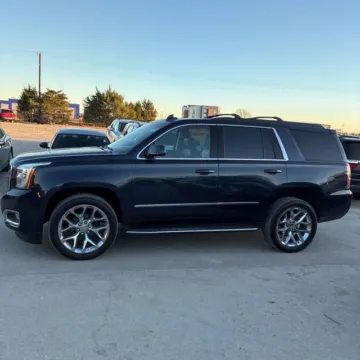 More photos of 2020 GMC Yukon SLT at Indy Auto Man - Westfield, IN