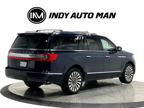 More photos of 2019 Lincoln Navigator L L Reserve at Indy Auto Man - Westfield, IN