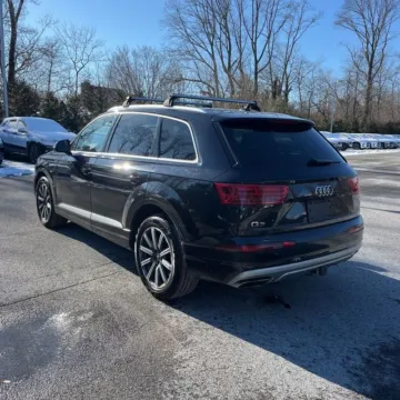 More photos of 2018 Audi Q7 3.0T Premium Plus quattro at Indy Auto Man - Westfield, IN
