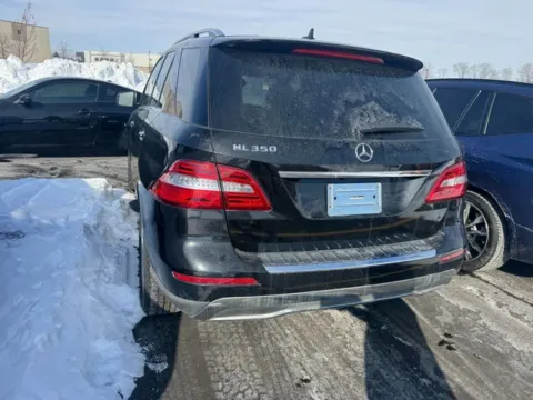 More photos of 2015 Mercedes-Benz M-Class ML 350 at Indy Auto Man - Westfield, IN
