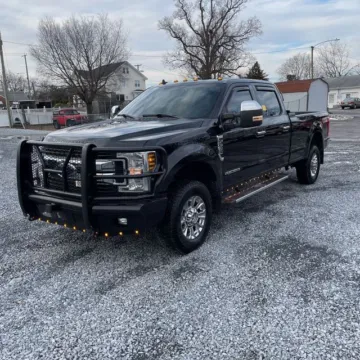 Photos of 2019 Ford F-350SD XLT for sale in Westfield, IN at Indy Auto Man - Westfield