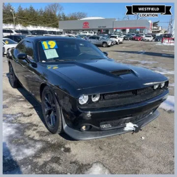 Black 2019 Dodge Challenger R/T for sale in Westfield, IN