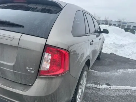 Another view of 2013 Ford Edge SEL for sale in Westfield, IN at Indy Auto Man - Westfield