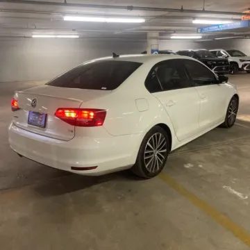 More photos of 2017 Volkswagen Jetta 1.8T Sport at Indy Auto Man - Westfield, IN