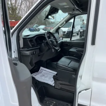 More photos of 2020 Ford Transit-350 XL at Indy Auto Man - Westfield, IN