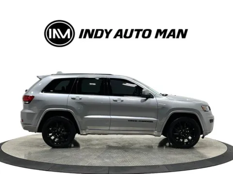 More photos of 2018 Jeep Grand Cherokee Altitude at Indy Auto Man - Westfield, IN