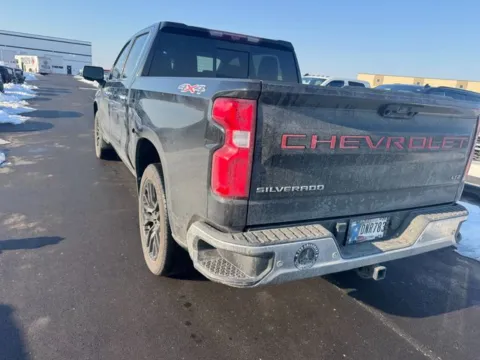 More photos of 2022 Chevrolet Silverado 1500 LTZ at Indy Auto Man - Westfield, IN