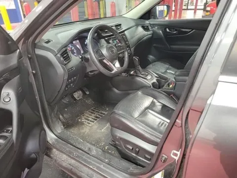 More photos of 2019 Nissan Rogue SL at Indy Auto Man - Westfield, IN