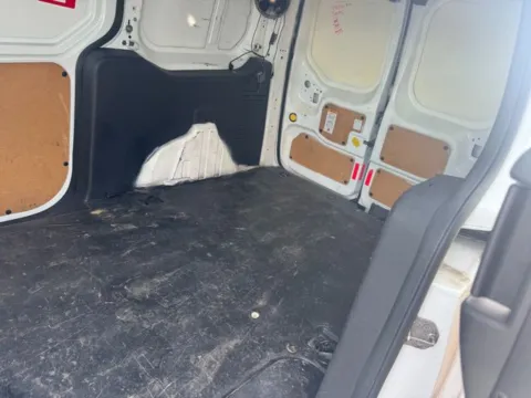 More photos of 2015 Ford Transit Connect XLT at Indy Auto Man - Westfield, IN