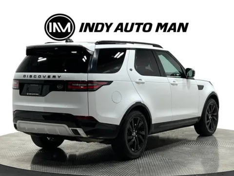 More photos of 2020 Land Rover Discovery Landmark Edition at Indy Auto Man - Westfield, IN