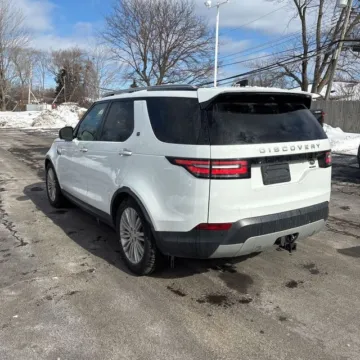 More photos of 2018 Land Rover Discovery HSE Luxury at Indy Auto Man - Westfield, IN