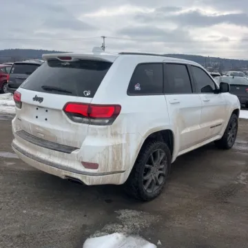Another view of 2020 Jeep Grand Cherokee High Altitude for sale in Westfield, IN at Indy Auto Man - Westfield