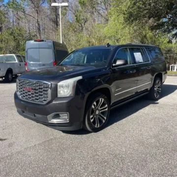 Photos of 2018 GMC Yukon XL Denali for sale in Westfield, IN at Indy Auto Man - Westfield
