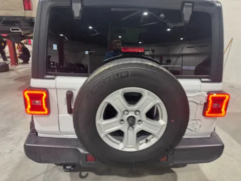 More photos of 2021 Jeep Wrangler Unlimited Sport S at Indy Auto Man - Westfield, IN