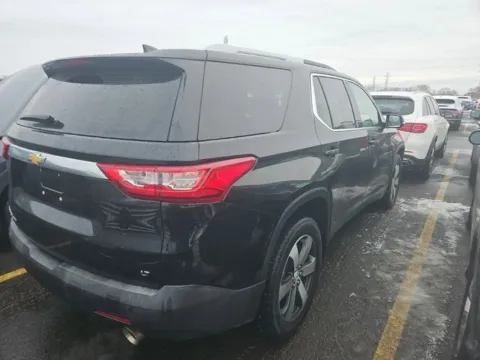 More photos of 2018 Chevrolet Traverse 3LT at Indy Auto Man - Westfield, IN