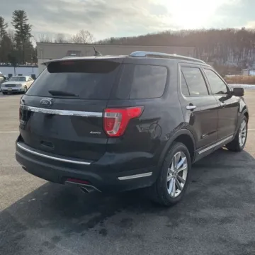 More photos of 2018 Ford Explorer Limited at Indy Auto Man - Westfield, IN