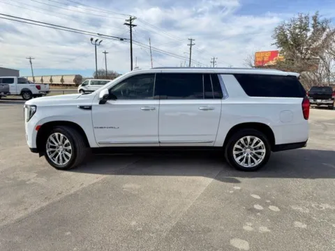 More photos of 2023 GMC Yukon XL Denali at Indy Auto Man - Westfield, IN