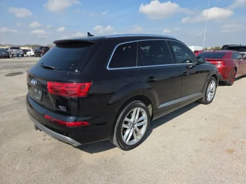 More photos of 2018 Audi Q7 3.0T Prestige quattro at Indy Auto Man - Westfield, IN