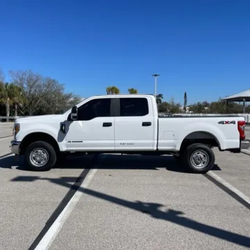 More photos of 2018 Ford F-250SD XL at Indy Auto Man - Westfield, IN