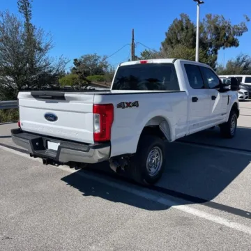 More photos of 2018 Ford F-250SD XL at Indy Auto Man - Westfield, IN