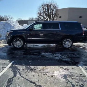 More photos of 2017 Cadillac Escalade ESV Platinum Edition at Indy Auto Man - Westfield, IN