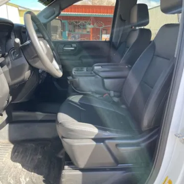 More photos of 2022 Chevrolet Silverado 2500HD Work Truck at Indy Auto Man - Westfield, IN