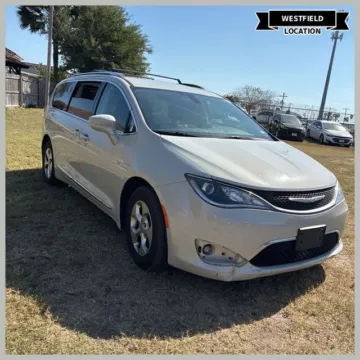 White 2017 Chrysler Pacifica Touring L Plus for sale in Westfield, IN