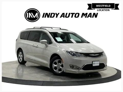 White 2017 Chrysler Pacifica Touring L Plus for sale in Westfield, IN
