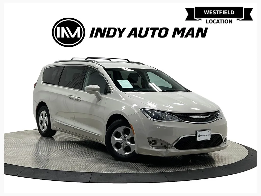 2017 Chrysler Pacifica Touring-L Plus