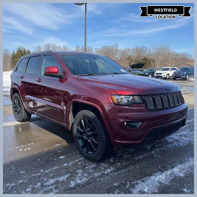 Red 2019 Jeep Grand Cherokee Altitude for sale in Westfield, IN