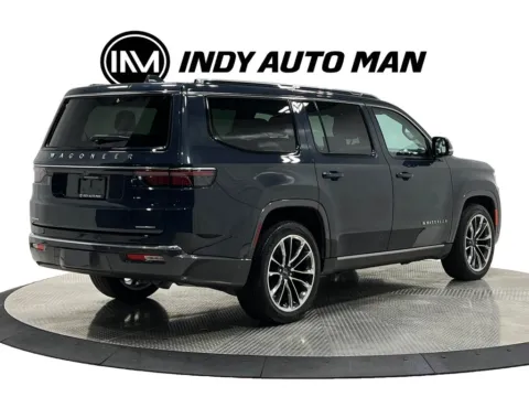 More photos of 2022 Jeep Wagoneer Series III at Indy Auto Man - Westfield, IN