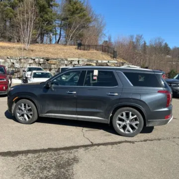 More photos of 2021 Hyundai Palisade Limited at Indy Auto Man - Westfield, IN