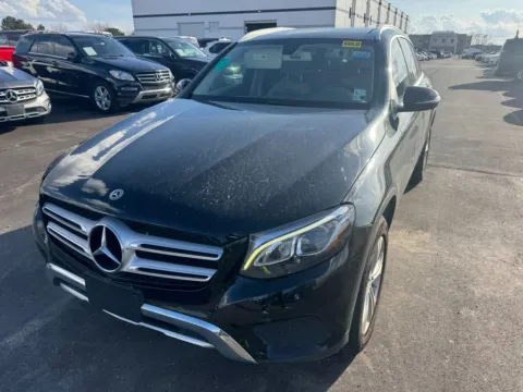 Photos of 2018 Mercedes-Benz GLC 300 for sale in Westfield, IN at Indy Auto Man - Westfield