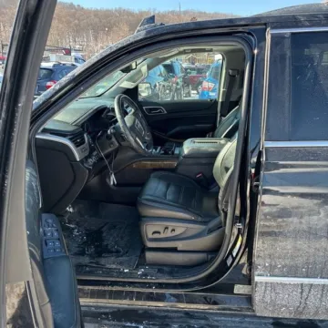 More photos of 2017 GMC Yukon XL Denali at Indy Auto Man - Westfield, IN