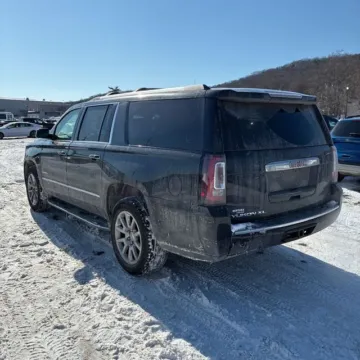 More photos of 2017 GMC Yukon XL Denali at Indy Auto Man - Westfield, IN