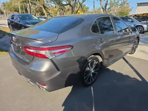 Another view of 2018 Toyota Camry SE for sale in Westfield, IN at Indy Auto Man - Westfield