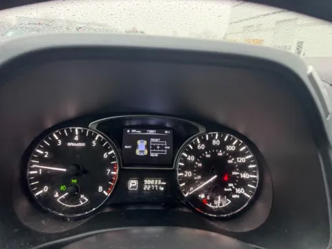 More photos of 2014 Nissan Pathfinder Platinum at Indy Auto Man - Westfield, IN