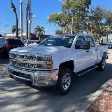 Photos of 2019 Chevrolet Silverado 3500HD Work Truck for sale in Westfield, IN at Indy Auto Man - Westfield
