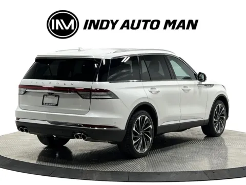 More photos of 2022 Lincoln Aviator Reserve at Indy Auto Man - Westfield, IN